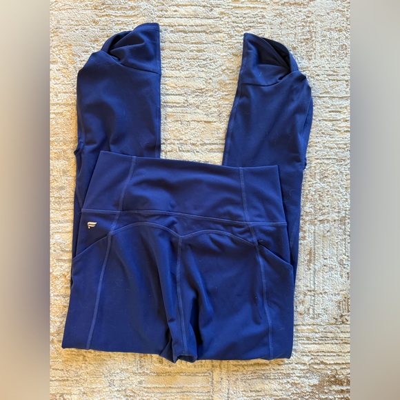 Fabletics pure Luxe leggings size medium - Picture 3 of 4